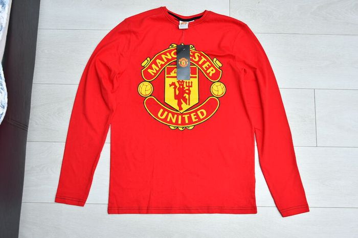 Manchester United Men's Long Sleeve T Shirts