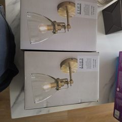 wall light