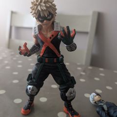 My Hero Academia figures - 2 figure bundle