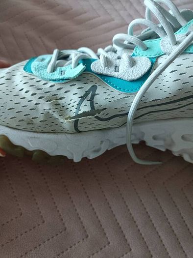 Nike React