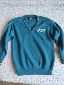 Tyndall college jumper (size 33)