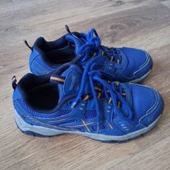 Kids shoes tracking boots sneakers Regatta waterproof boys like new size EU 36