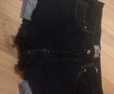 Vintage Levi's black shorts