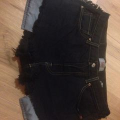 Vintage Levi's black shorts