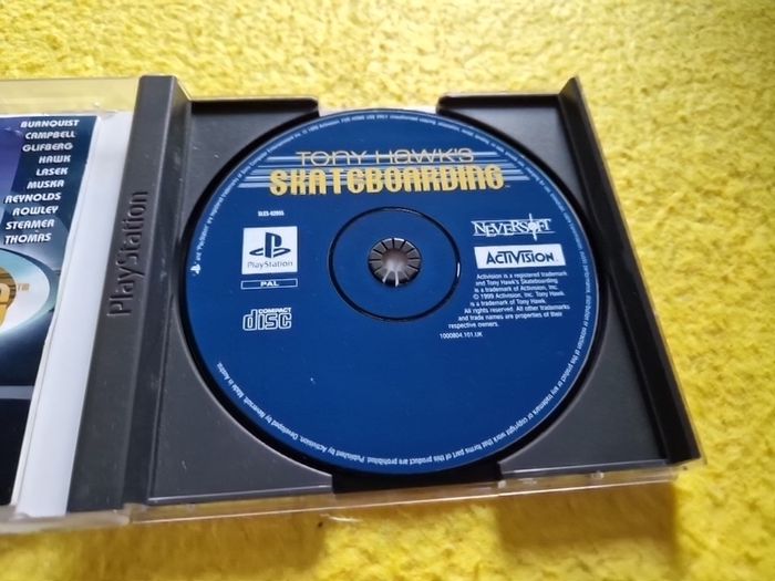 Tony Hank's Stakeboarding PlayStation1 ps1 PlayStation2 ps2 games Original