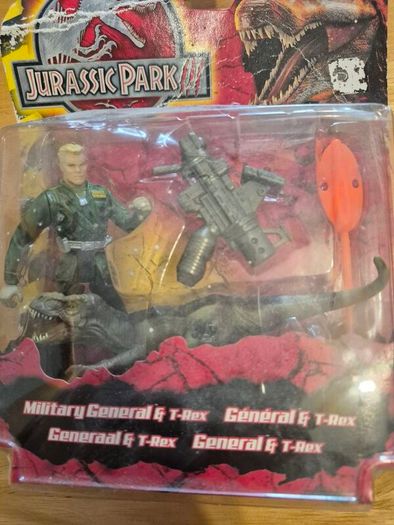 Jurassic Park 3  - Military General + t-rex