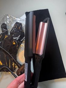 New hair curling iron