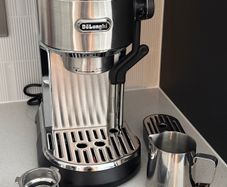 Espresso Machine De'Longhi Dedica Maestro Plus EC950.M | Like NEW