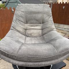 swivel  chair