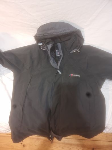 Classic Berghaus jacket (vintage?)