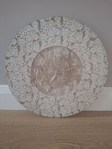 Round vintage-style clock