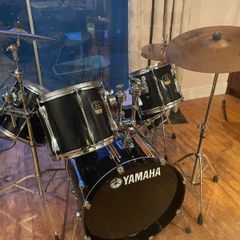 Yamaha Advantage Stage Custom Drum Kit