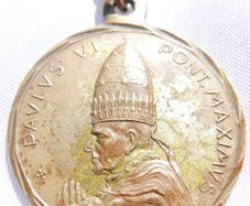 Vintage Paulus VI Pont. Maximus Anno Santo 1975 Vatican Medal Token Made