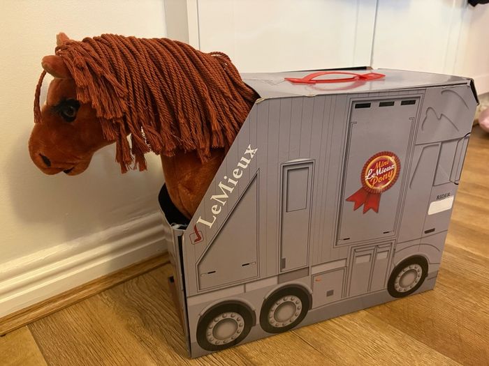 Le Mieux Toy Horse Bundle