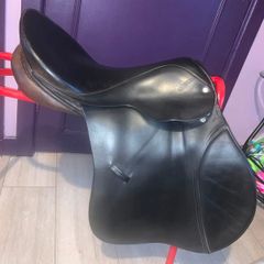 18" Berney Saddle