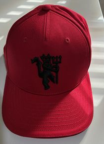 Manchester United adidas Red Devil Snapback Cap Excellent