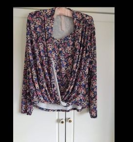 bundle of 4 tops ladies