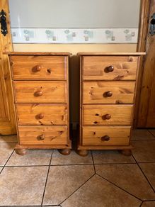 Bedside lockers
