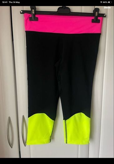 bottoms 90 degrees capri bottoms size small