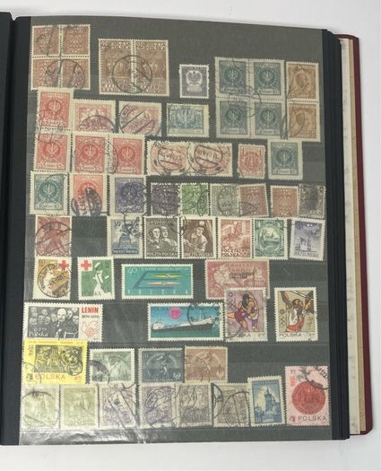 Collection: Poland Stamps mainly used however some mint noted along with some miniature sheets on 38 pages
