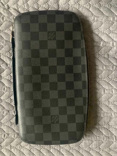 Louis vuitton mens organizer
