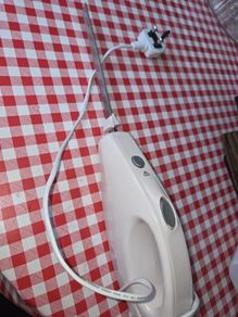 Kitchen electric knife