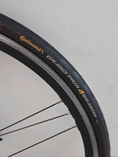 Giant Tcr Advanced Carbon + Campagnolo Zonda Whls