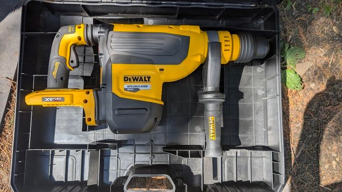 DeWalt 54v 48mm SDS-Max Hammer Drill with Tool Connect