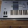 Yamaha Motif es6 keyboard Image 3