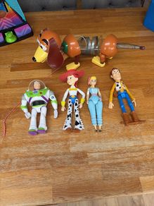 Toy Story Figure Bundle - Woody, Buzz, Jessie, Bo Peep & Slinky Dog