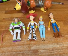 Toy Story Figure Bundle - Woody, Buzz, Jessie, Bo Peep & Slinky Dog
