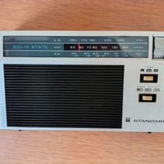 Vintage Portable Transistor Radio for repair or parts