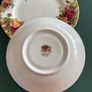 Tea Trio / Set Royal Albert Old Country Roses Bone China Image 4
