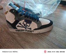 Designer Shoe / sneaker