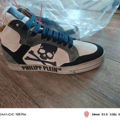 Designer Shoe / sneaker
