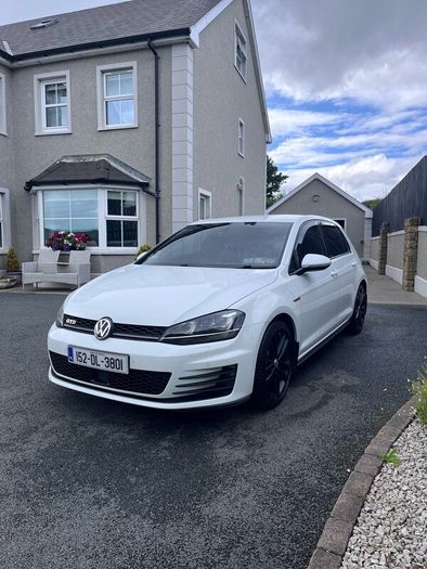 Volkswagen Golf GTD (low KMS)
