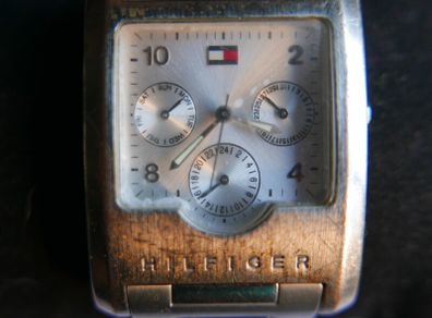 Tommy Hilfiger F90218 Analog Quartz Men Wristwatch Chronograph