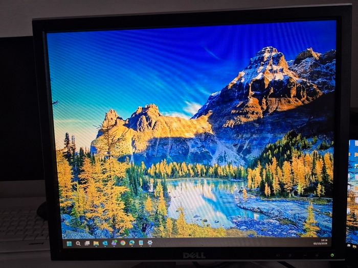 LCD monitor for desktop PC