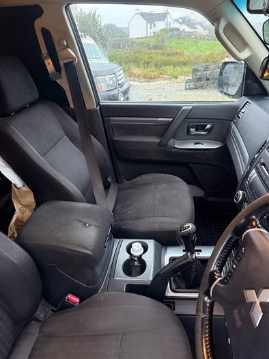 Mitsubishi Pajero new DOE 10/27