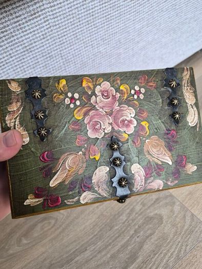 Hand paint Storage/Jewelry Box