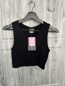 BNWT Pretty Little Thing  Crop Top