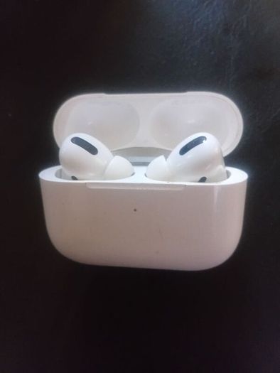 For parts or repair Apple earpods 1st Generation