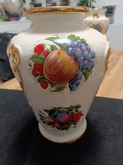 Vintage Ceramic English