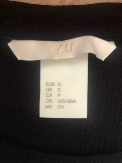 H&M tshirt parrot sequin detail