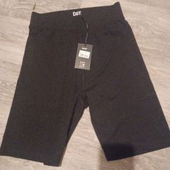 DEF Shorts size Medium