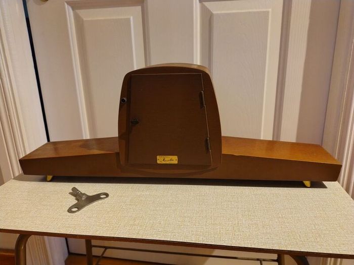 Vintage 1960s Mauthe German Chiming Mantel Clock