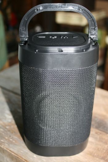 Bluetooth Wireless Indoor / Outdoor Portable Speakers ST-T1