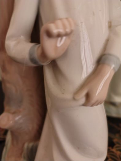 Vintage Nao by Lladro Lamp. Girl with Dog.