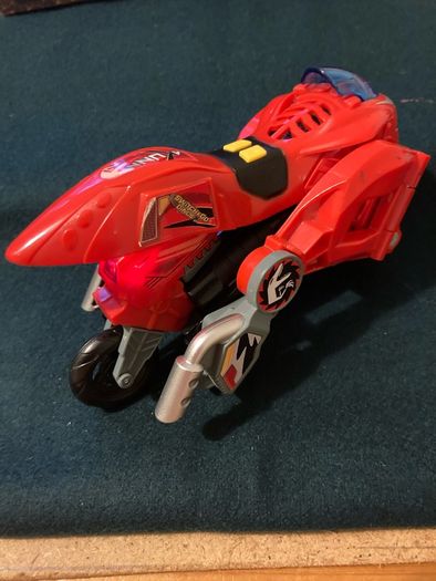 Switch & Go Dino V Tech. (Blade the Pteranodon )