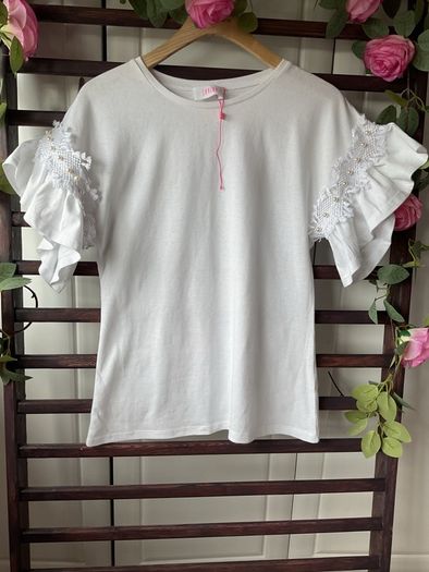 top savida x small white top with frill detail